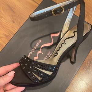 Nina Shoes Black Silk Satin Heels
